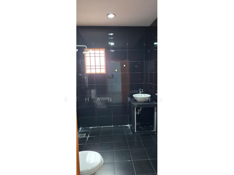 Rumah Teres 2-Tingkat untuk Dijual di Denai Alam (Shah Alam) - Ethan Ting - Bathroom - PropertyGuru.com.my