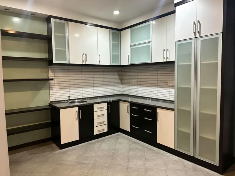 Rumah Teres 2 Tingkat untuk Dijual di Shah Alam (Selangor) - Ethan Ting - Kitchen - PropertyGuru.com.my