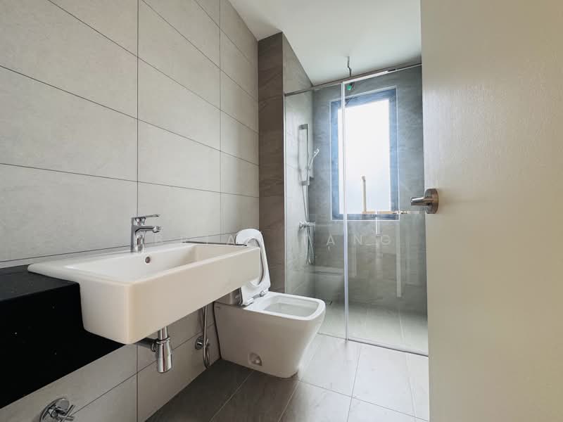 Bungalow House untuk Dijual di Kota Damansara (Selangor) - Brian Tang - Bathroom - PropertyGuru.com.my