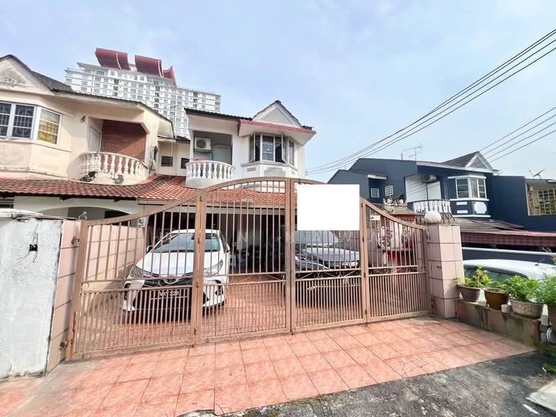 2-storey Terraced House for Sale in Taman Sri Aman (Cheras) - Fauran Nawawi - Exterior - PropertyGuru.com.my