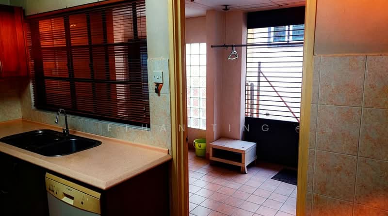 Rumah Teres 2 Tingkat untuk Dijual di Shah Alam (Selangor) - Ethan Ting - Kitchen - PropertyGuru.com.my