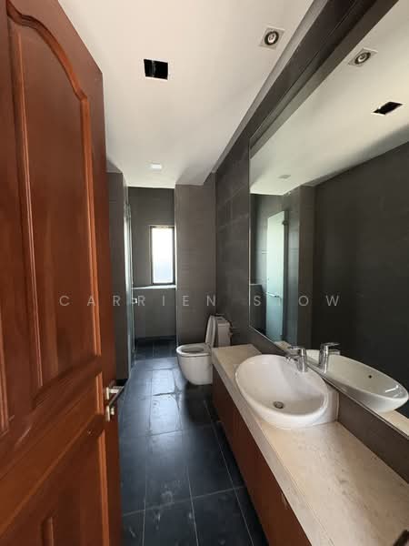 Rumah Banglo untuk Dijual di Leisure Farm (Gelang Patah) - Carrien Siow - PropertyGuru.com.my
