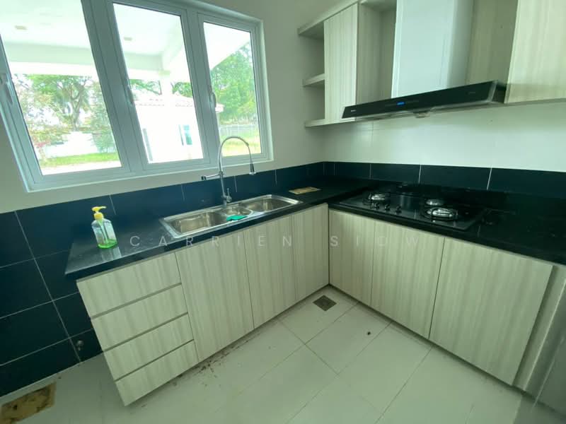 Rumah Banglo untuk Dijual di Leisure Farm (Gelang Patah) - Carrien Siow - Kitchen - PropertyGuru.com.my