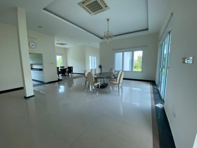 Rumah Banglo untuk Dijual di Leisure Farm (Gelang Patah) - Carrien Siow - Dining Room - PropertyGuru.com.my