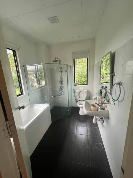 Rumah Banglo untuk Dijual di Leisure Farm (Gelang Patah) - Carrien Siow - PropertyGuru.com.my