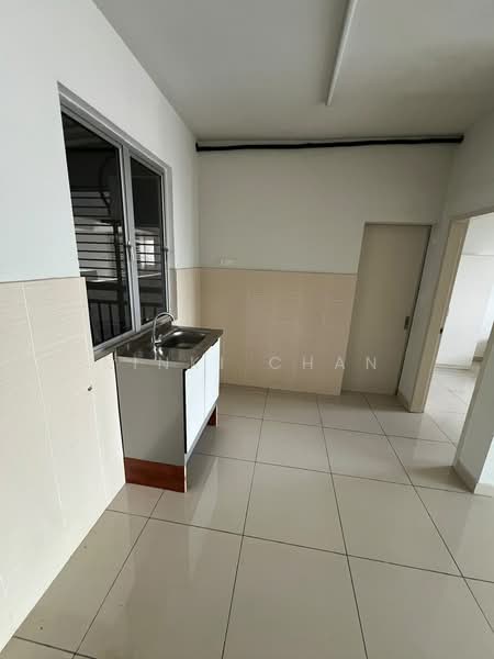 Servis Apartment untuk Disewa di Maxim Residences - KINKI CHAN - Kitchen - PropertyGuru.com.my