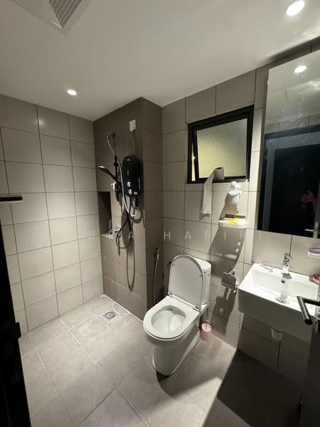 Kediaman Servis untuk Disewa di D'Quince Residences - Azura Hariri - Bathroom - PropertyGuru.com.my
