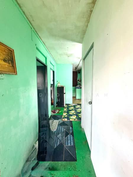 Flat for Sale at Seksyen 1 Wangsa Maju Flat Block C - Gudrotullah Ikhwan - Corridor - PropertyGuru.com.my