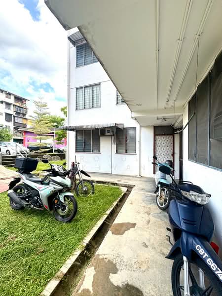 Flat for Sale at Seksyen 1 Wangsa Maju Flat Block C - Gudrotullah Ikhwan - Exterior - PropertyGuru.com.my