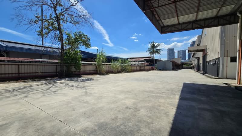 Warehouse for Rent in Seksyen 16 (Shah Alam) - David Chan - Exterior - PropertyGuru.com.my