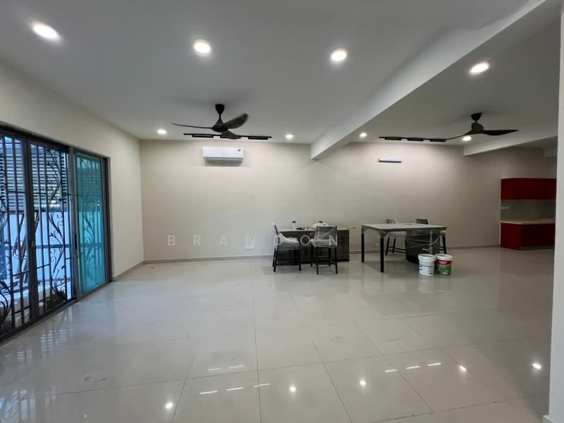Rumah Teres 2-Tingkat untuk Disewa di Sering Ukay (Ampang) - Brandon . - Living Room - PropertyGuru.com.my