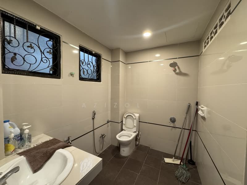Semi-Detached House for Sale in Kota Damansara (Selangor) - Azizol . - PropertyGuru.com.my