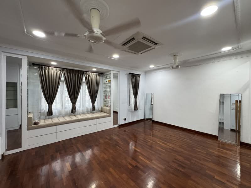 Semi-Detached House for Sale in Kota Damansara (Selangor) - Azizol . - PropertyGuru.com.my