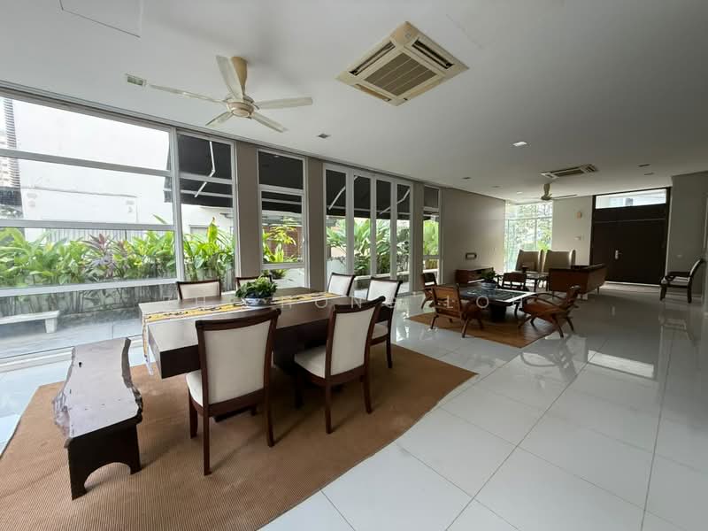 Rumah Berkembar untuk Disewa di Ampang Jaya (Ampang) - Zhi Hong Loh - Dining Room - PropertyGuru.com.my