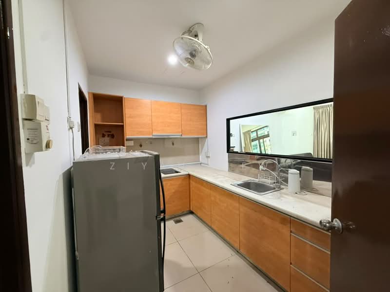 Servis Apartment untuk Dijual di Palazio - Ziyan Liew - Kitchen - PropertyGuru.com.my