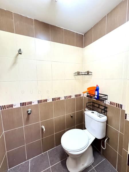 Rumah Teres 2-Tingkat untuk Dijual di Taman Melawati (Ulu Kelang) - Gudrotullah Ikhwan - Bathroom - PropertyGuru.com.my