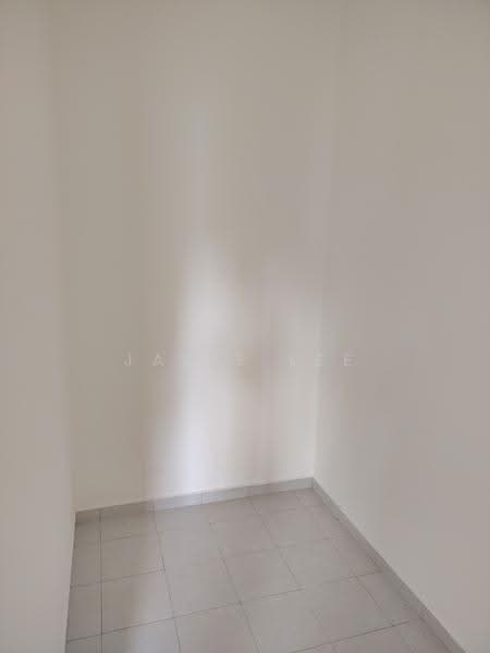 Rumah Berkembar untuk Dijual di Setia Ecohill (Semenyih) - Janie Lee - Small Bedroom - PropertyGuru.com.my