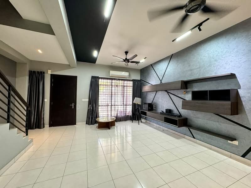Rumah Teres 2-Tingkat untuk Dijual di M Residence 2 (Rawang) - David Lee - Living Room - PropertyGuru.com.my