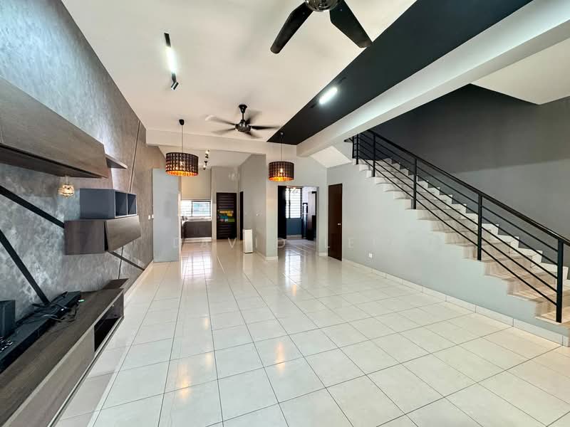 Rumah Teres 2-Tingkat untuk Dijual di M Residence 2 (Rawang) - David Lee - Living Room - PropertyGuru.com.my