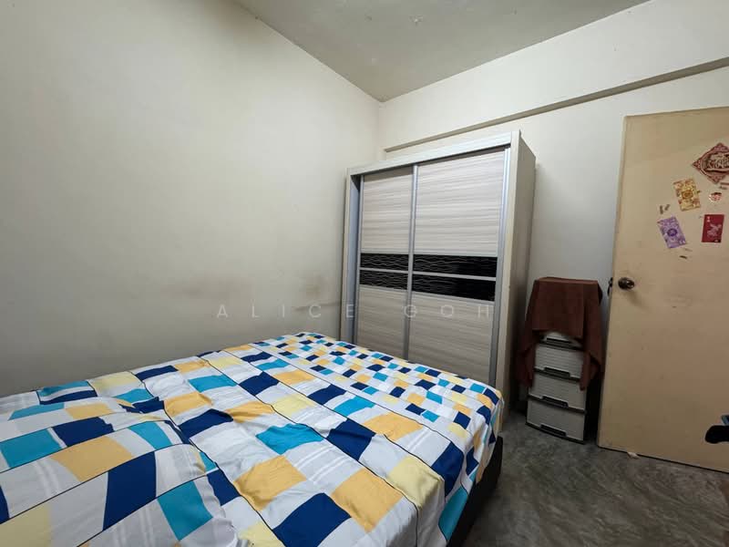 Flat for Sale at Taman Melawati - Alice Goh - Bedroom - PropertyGuru.com.my