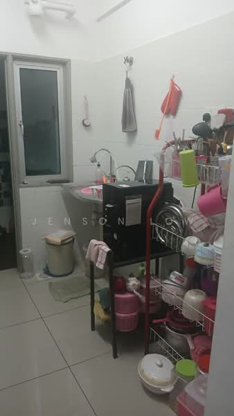 Service Residence for Sale at Silk Residence - Jenson Low - Kitchen - PropertyGuru.com.my
