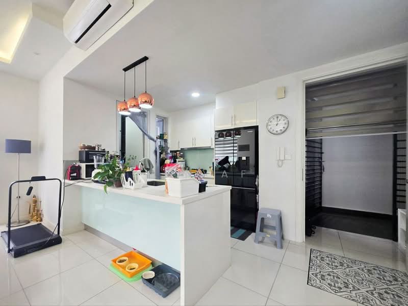 Servis Apartment untuk Dijual di The Ridge - Zul Syafiq - Kitchen - PropertyGuru.com.my