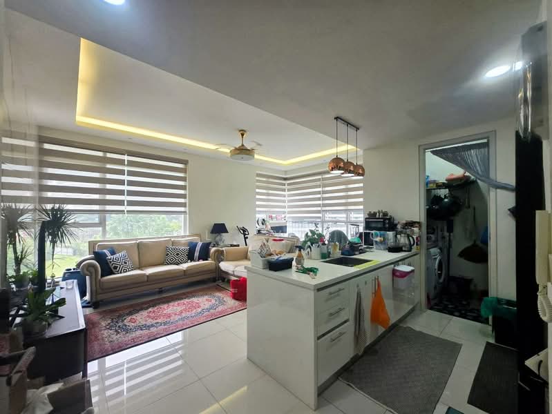 Servis Apartment untuk Dijual di The Ridge - Zul Syafiq - Living Room - PropertyGuru.com.my
