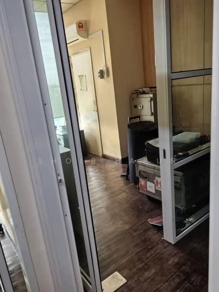 Office for Rent in Shah Alam (Selangor) - Shoib Harun - Interior - PropertyGuru.com.my
