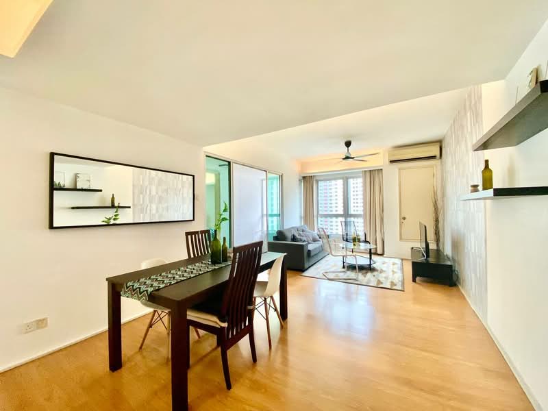 Kediaman Servis untuk Dijual di i-Zen @ Kiara 1 - Fauziah Nawawi - Living Room - PropertyGuru.com.my
