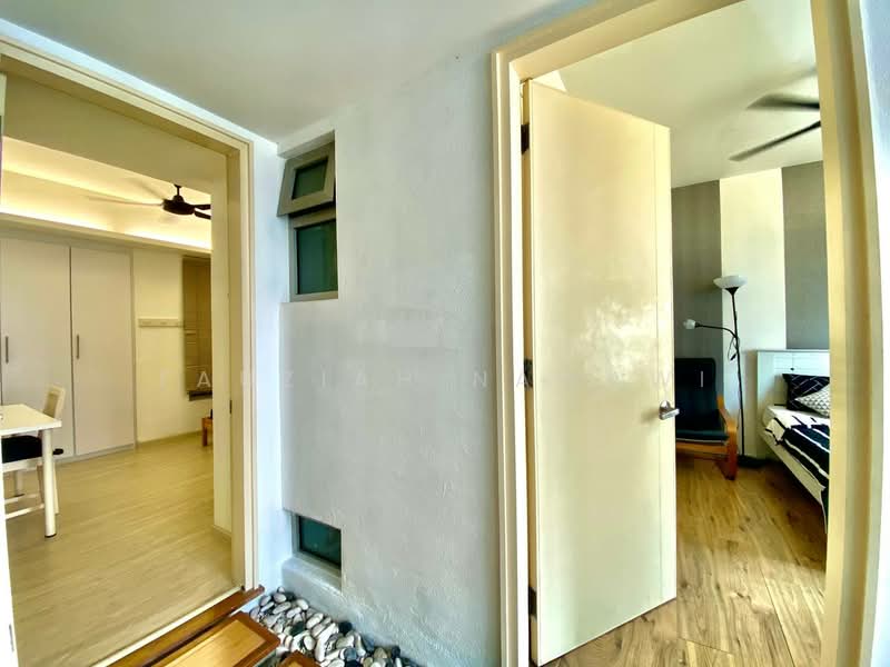 Kediaman Servis untuk Dijual di i-Zen @ Kiara 1 - Fauziah Nawawi - Bedroom - PropertyGuru.com.my