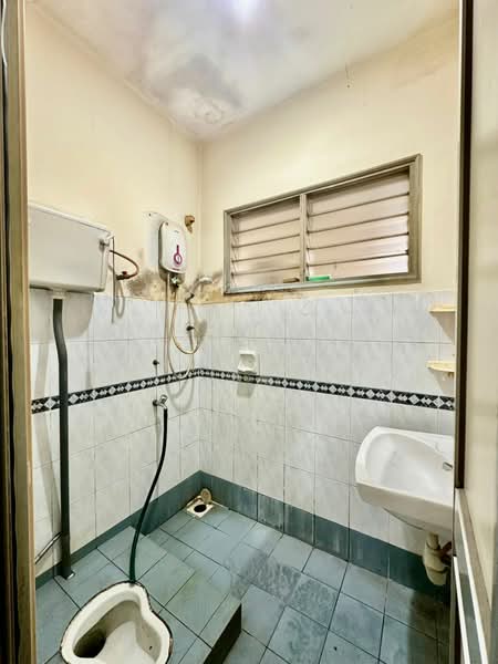 Rumah Teres 2-Tingkat untuk Dijual di Bukit Indah (Iskandar Puteri (Nusajaya)) - Ziyan Liew - Bathroom - PropertyGuru.com.my