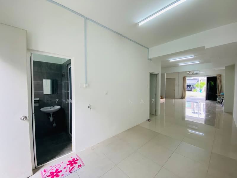 2-storey Terraced House for Sale in Dengkil (Selangor) - Zaffur Nazri - PropertyGuru.com.my