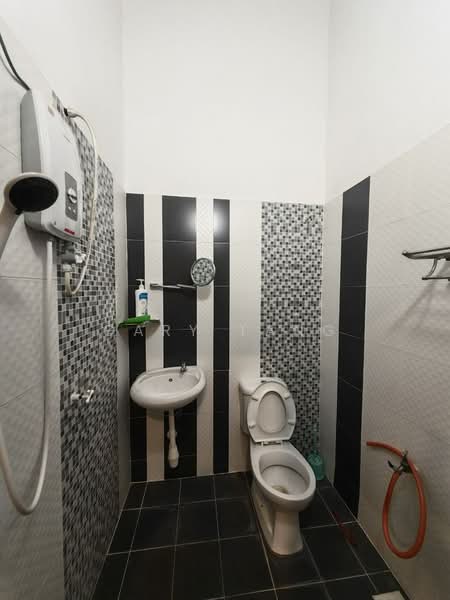 Rumah Teres 1-Tingkat untuk Dijual di Panorama Lapangan Perdana (Ipoh) - Gary Tang - Bathroom - PropertyGuru.com.my