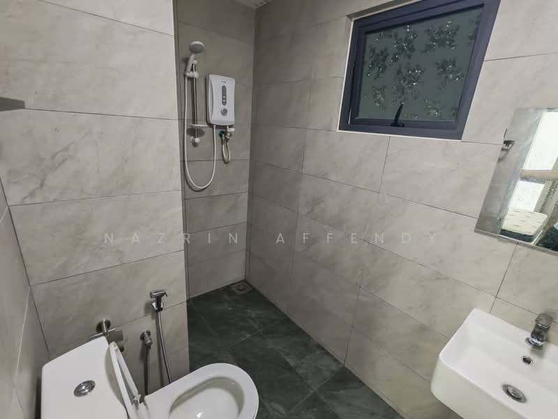 Kondominium untuk Disewa di Subang Bestari - Nazrin Affendy - Bathroom - PropertyGuru.com.my