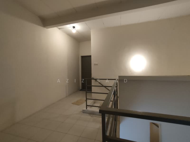 Terraced House for Sale in Sungai Buloh (Selangor) - Aziz Saad - PropertyGuru.com.my