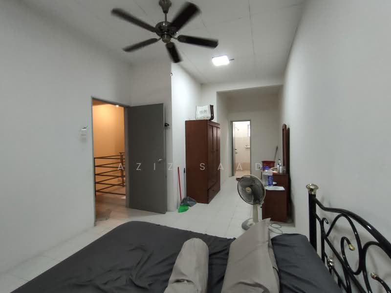 Terraced House for Sale in Sungai Buloh (Selangor) - Aziz Saad - PropertyGuru.com.my