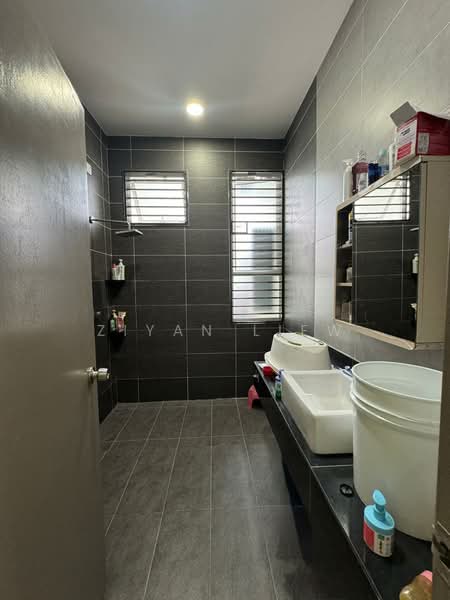 Terraced House for Sale in Johor Bahru (Johor) - Ziyan Liew - Bathroom - PropertyGuru.com.my