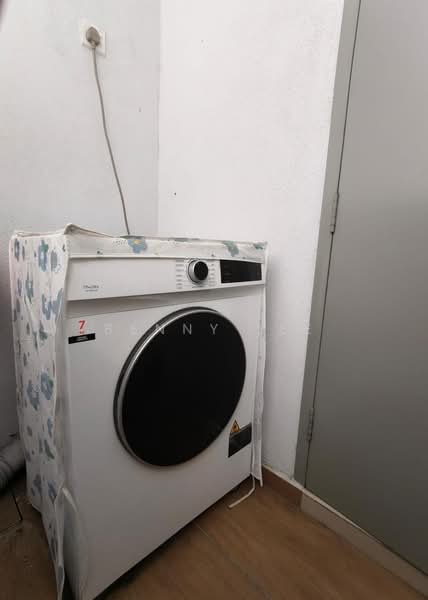 Service Residence for Rent at B11 Parkland Residence - Benny Lee - PropertyGuru.com.my