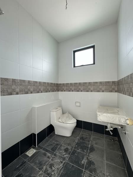 2-storey Terraced House for Sale in Johor Bahru (Johor) - Ziyan Liew - Bathroom - PropertyGuru.com.my