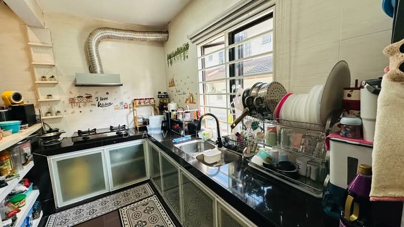 2-storey Terraced House for Sale in Kota Emerald (Rawang) - David Lee - Kitchen - PropertyGuru.com.my