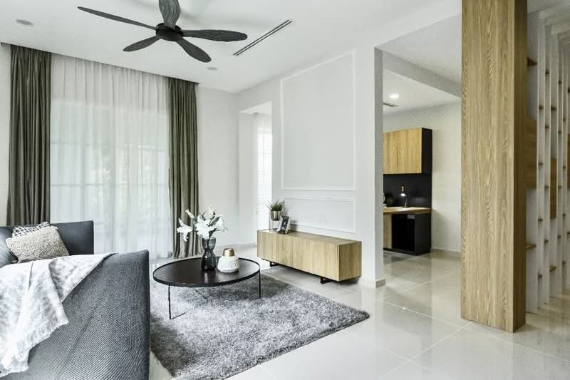 Bungalow House for Sale in Straits View (Johor Bahru) - Yik Tat - PropertyGuru.com.my