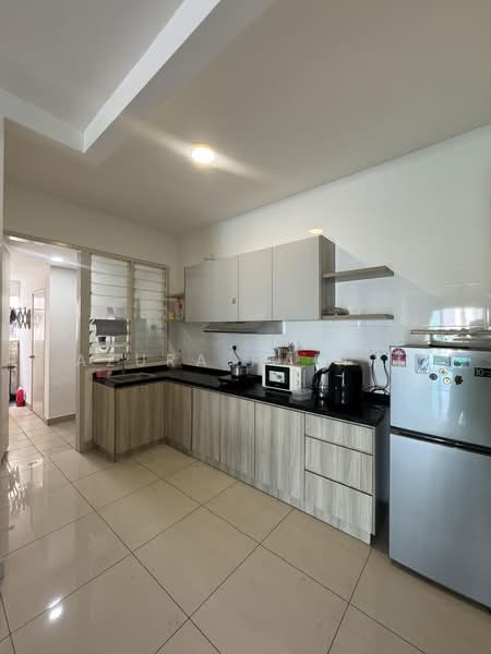 Kondominium untuk Disewa di Riverville Residences - Azura Hariri - Kitchen - PropertyGuru.com.my