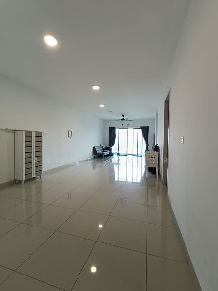 Kondominium untuk Disewa di Riverville Residences - Azura Hariri - Living Room - PropertyGuru.com.my