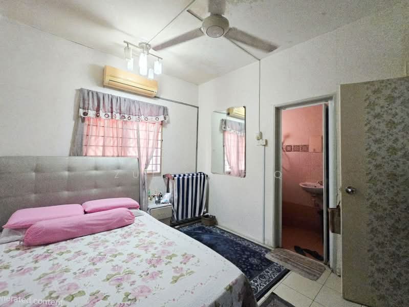 Apartment for Sale at Mesra Villa - Zul Syafiq - Bedroom - PropertyGuru.com.my