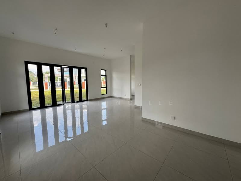Rumah Berkembar untuk Dijual di Bandar Uda Utama (Johor Bahru) - Wenting Lee - Living Room - PropertyGuru.com.my