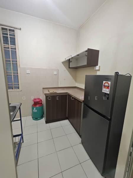 Apartment for Rent at Lake View Suites - Grace Chiew - Kitchen - PropertyGuru.com.my