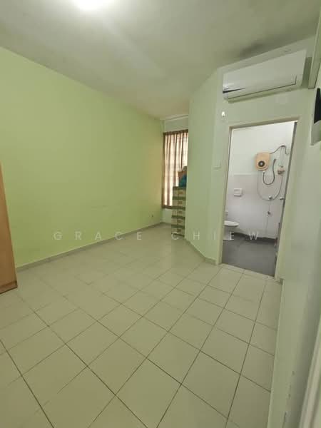 Apartment for Rent at Lake View Suites - Grace Chiew - PropertyGuru.com.my