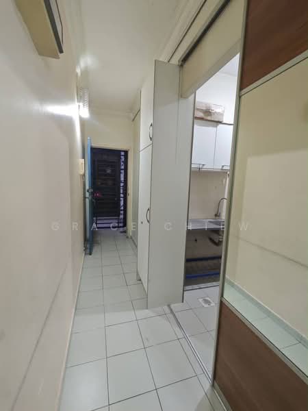 Apartment for Rent at Lake View Suites - Grace Chiew - PropertyGuru.com.my