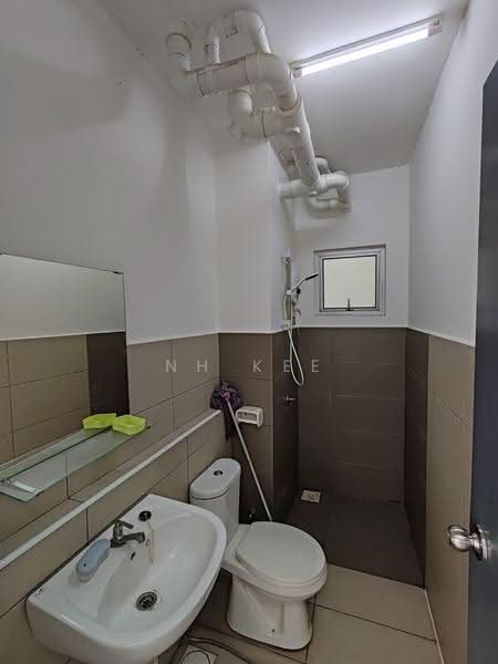 Condominium for Rent at Residensi Lanai - NH Kee - Bathroom - PropertyGuru.com.my