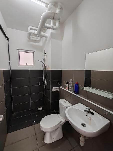 Condominium for Rent at Residensi Lanai - NH Kee - Bathroom - PropertyGuru.com.my